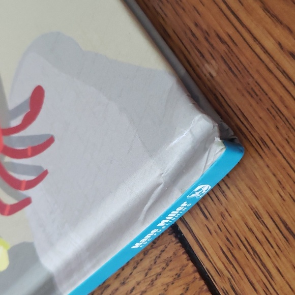 Secrets of the Seashore A Shine-A-Light Book - New - Picture 7 of 7